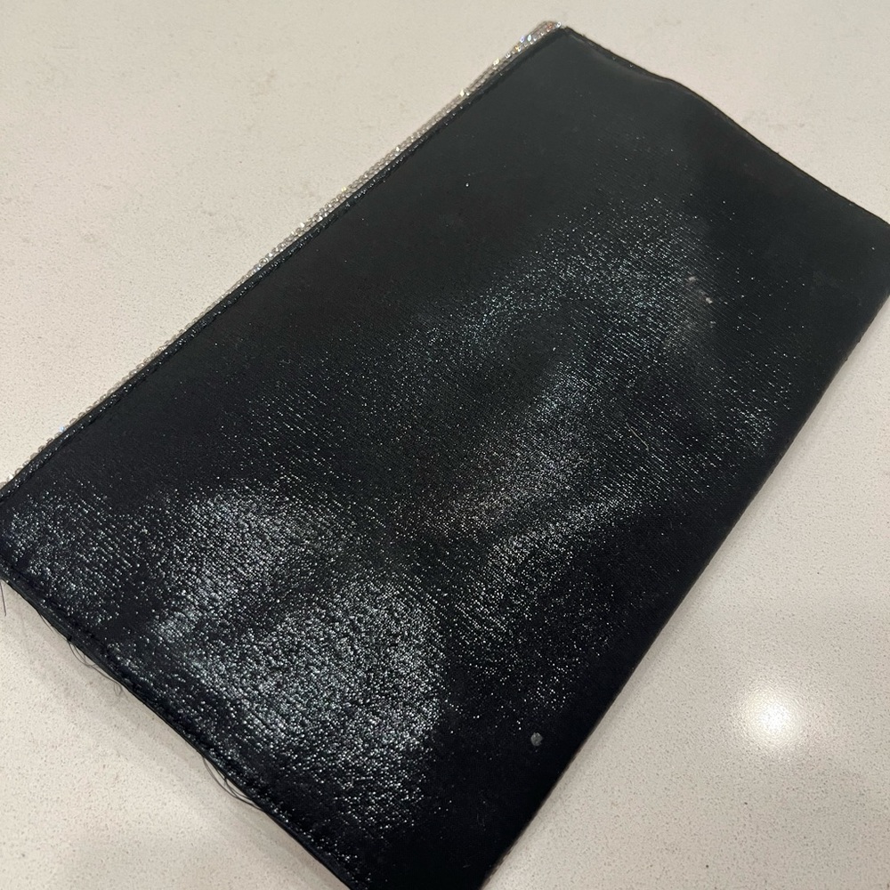Envelope Clutch - Picture 3 of 4